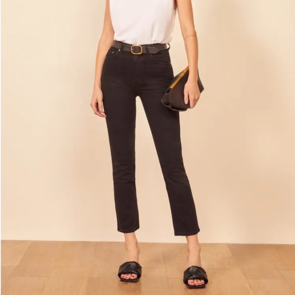 Reformation Liza High Rise Straight Cropped Jeans in faded black size 25